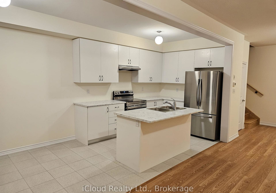9-durham-avenue-w-barrie-ontario-s13467598