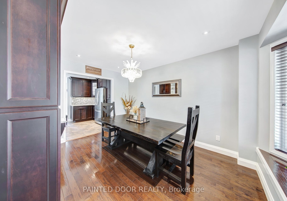 96-ward-drive-barrie-ontario-s13468096