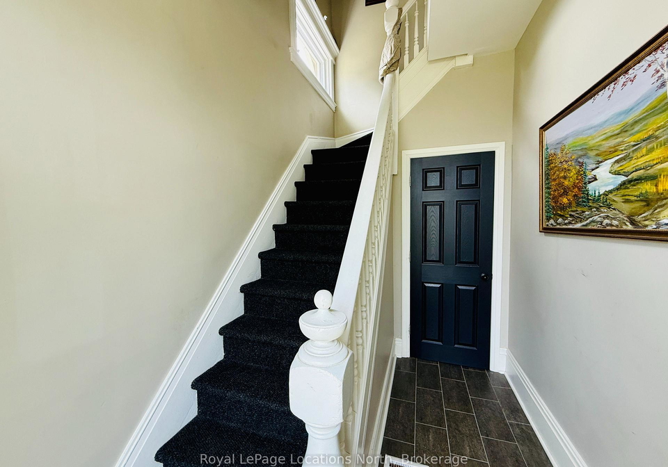 154-hickory-street-collingwood-ontario-s13468762