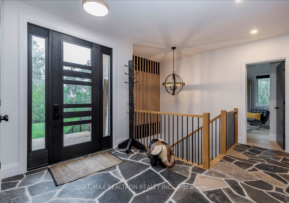 39-marilyn-avenue-s-wasaga-beach-ontario-s13468846