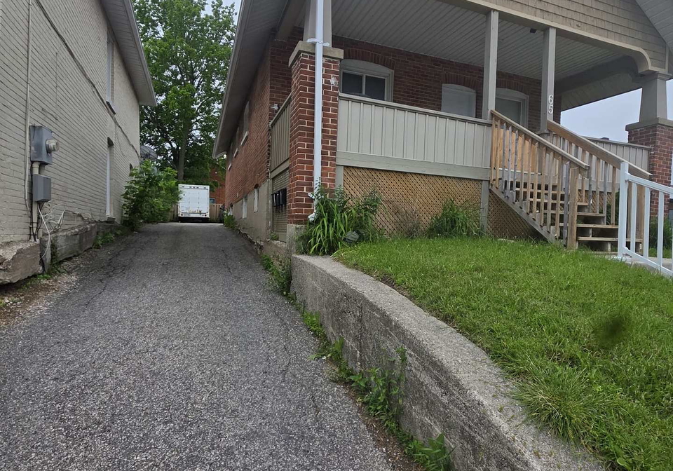 65-front-street-s-orillia-ontario-s13469612