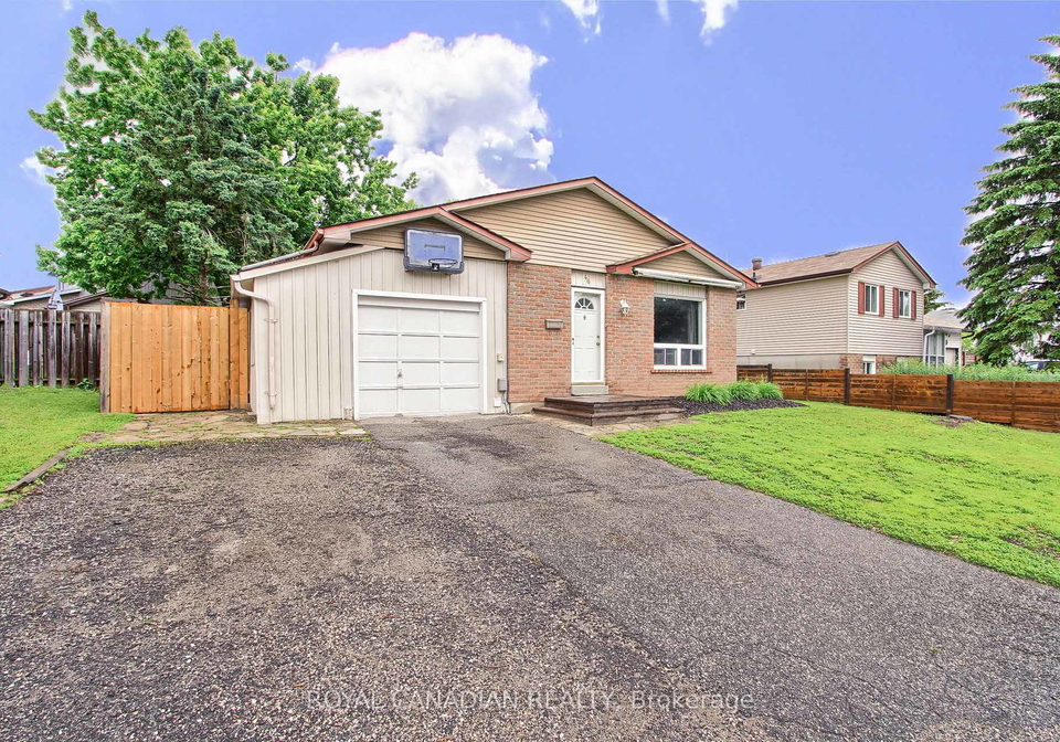 46-austen-lane-barrie-ontario-s13471444