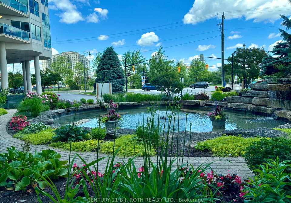 2-toronto-street-barrie-ontario-s13472542