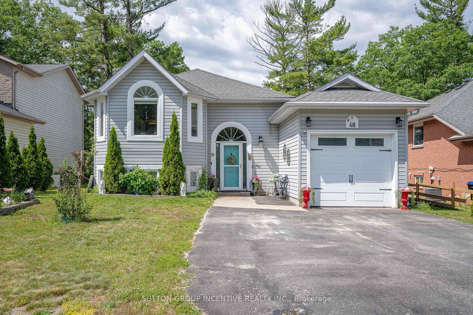 48-wesley-avenue-wasaga-beach-ontario-s13472716