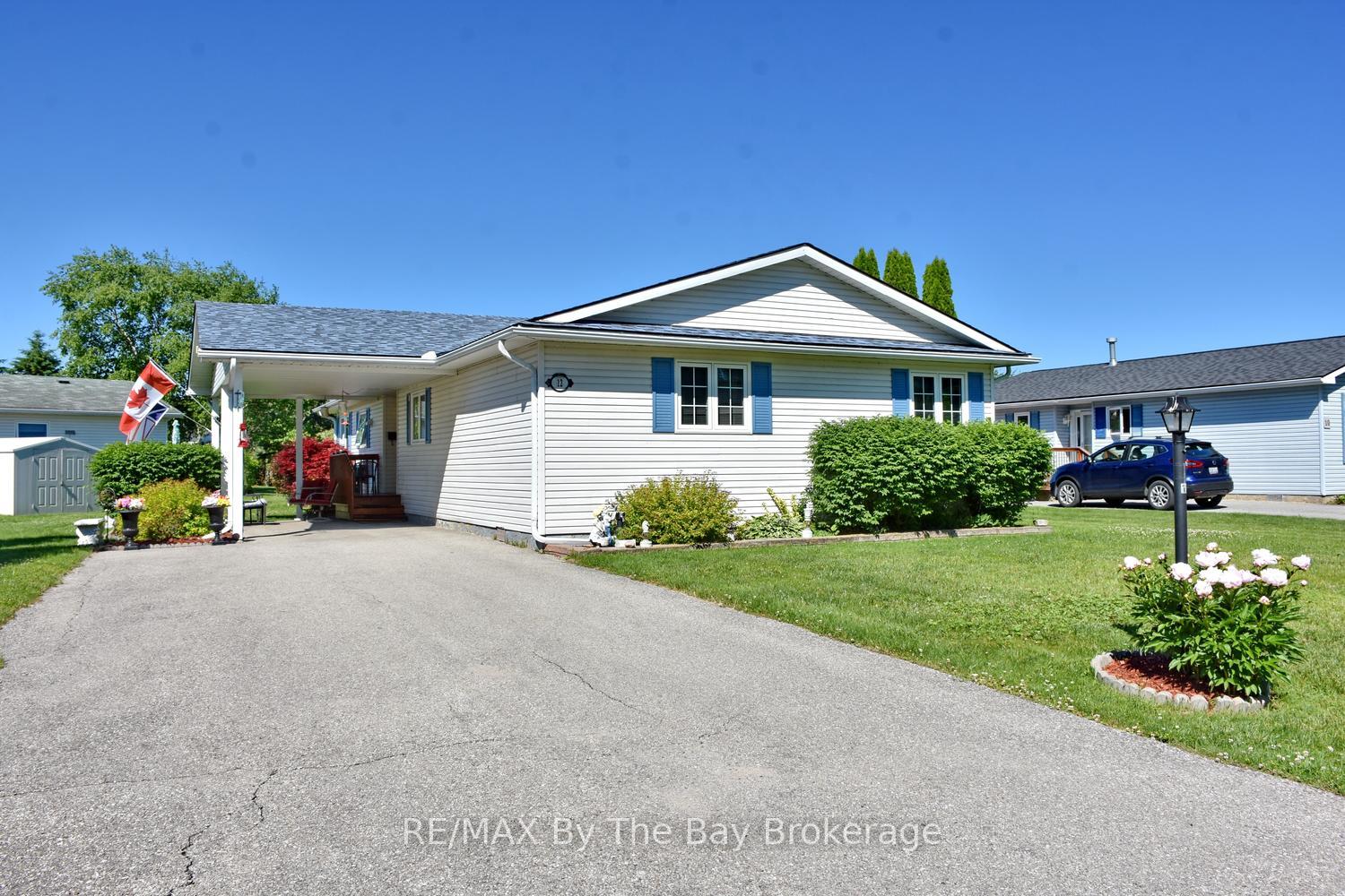 12-indiana-avenue-wasaga-beach-ontario-s13473986