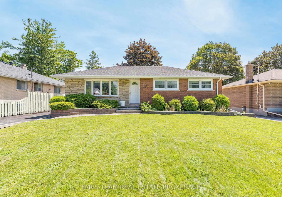 37-downsview-drive-barrie-ontario-s13474014