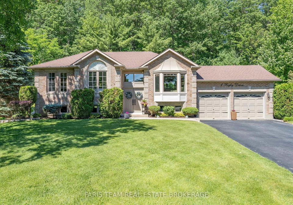 1-rigby-drive-wasaga-beach-ontario-s13474438