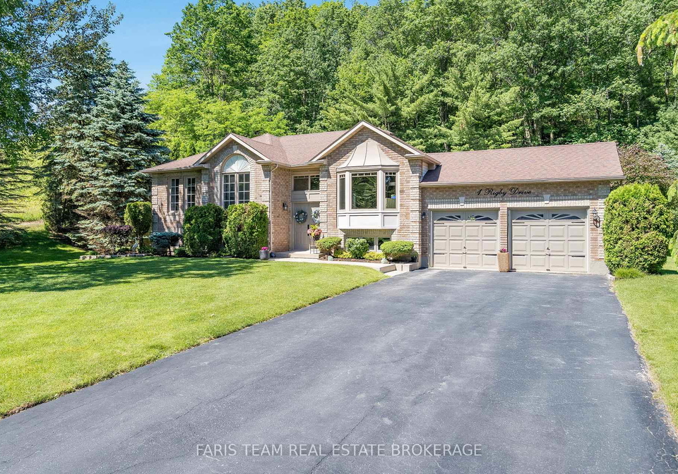 1-rigby-drive-wasaga-beach-ontario-s13474438