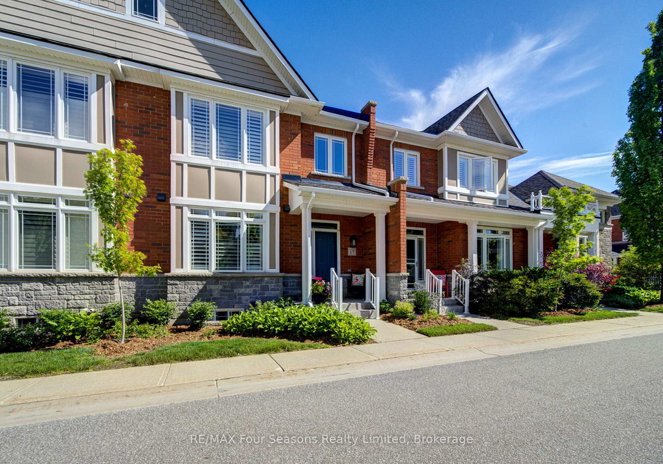 17-collship-lane-collingwood-ontario-s13475796