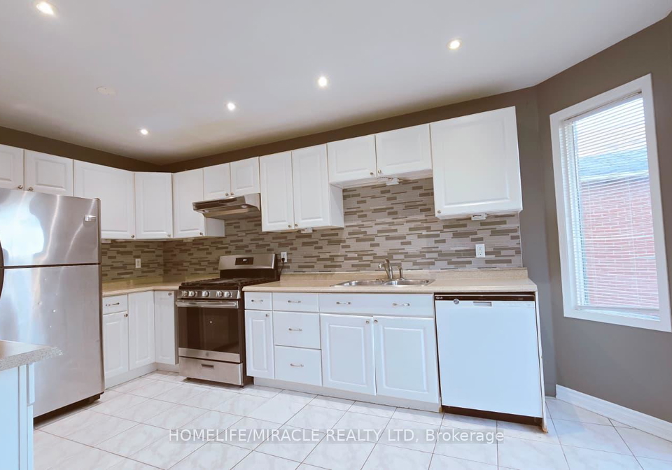 12-gore-drive-barrie-ontario-s13476710