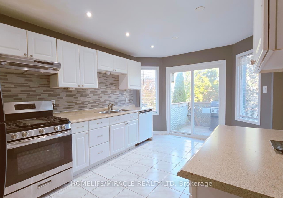 12-gore-drive-barrie-ontario-s13476710