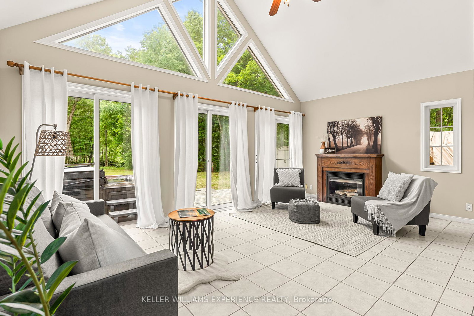 7516-island-crescent-w-ramara-ontario-s13477520