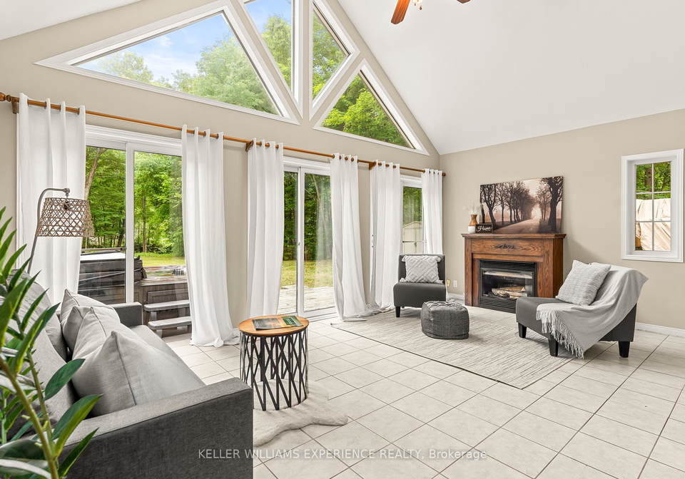 7516-island-crescent-w-ramara-ontario-s13477520