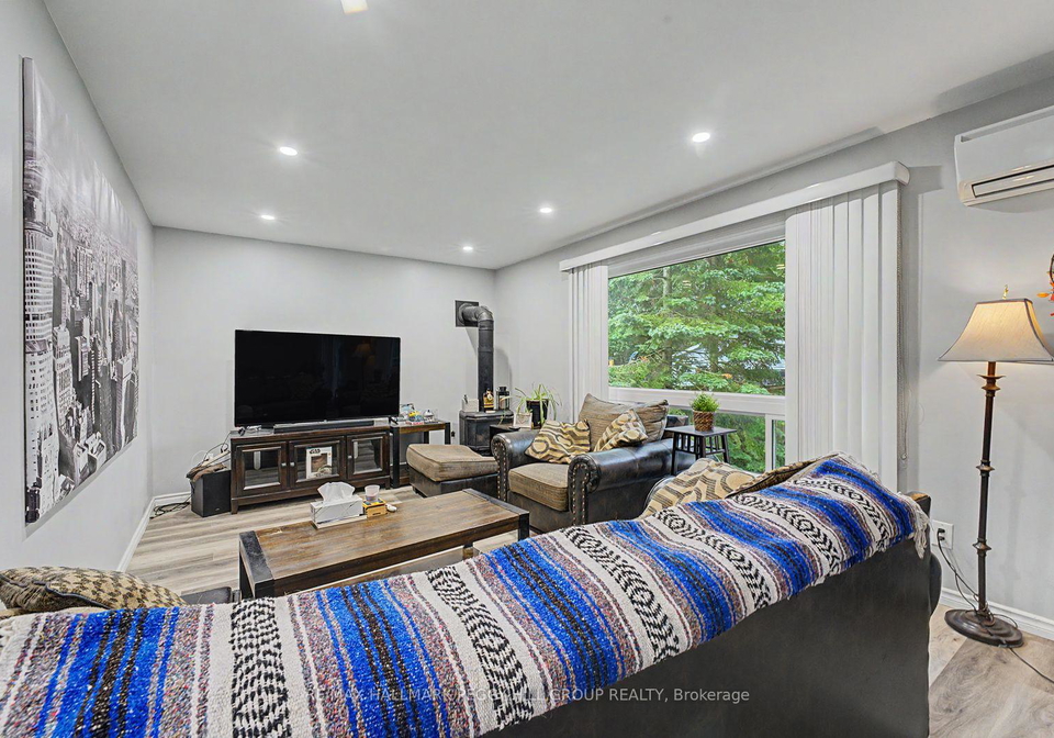 63-gunn-street-barrie-ontario-s13477894