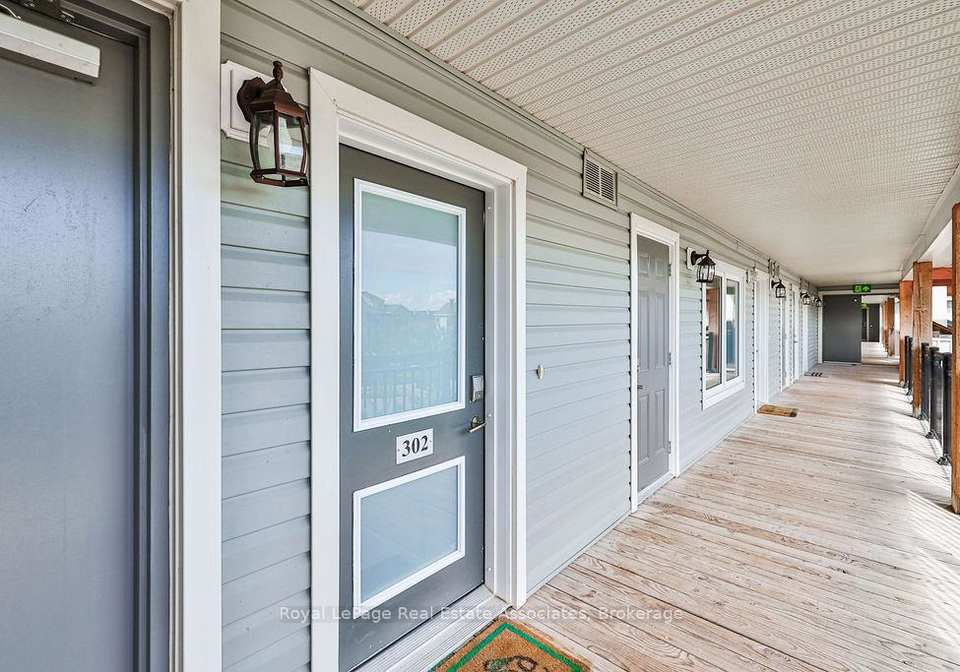 4-anchorage-crescent-collingwood-ontario-s13478778