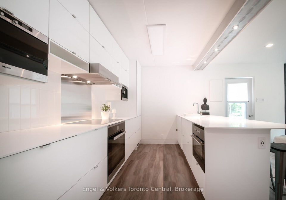 19-dawson-drive-collingwood-ontario-s13479384