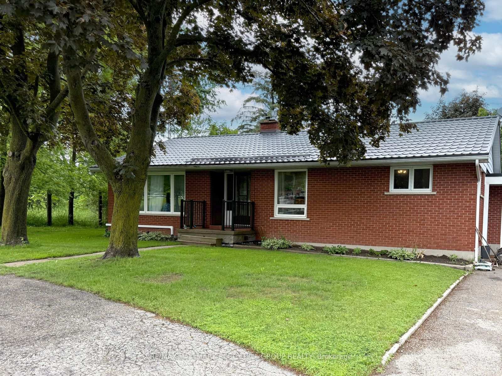 1043-penetanguishene-road-oro-medonte-ontario-s13482888