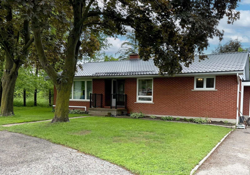 1043-penetanguishene-road-oro-medonte-ontario-s13482888