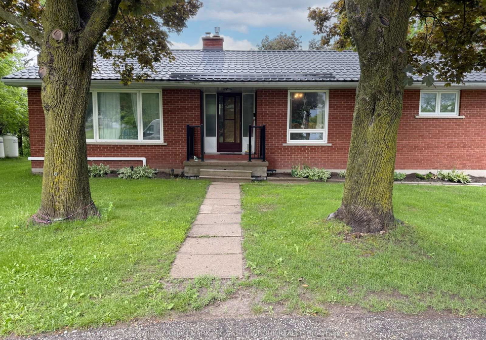 1043-penetanguishene-road-oro-medonte-ontario-s13482888