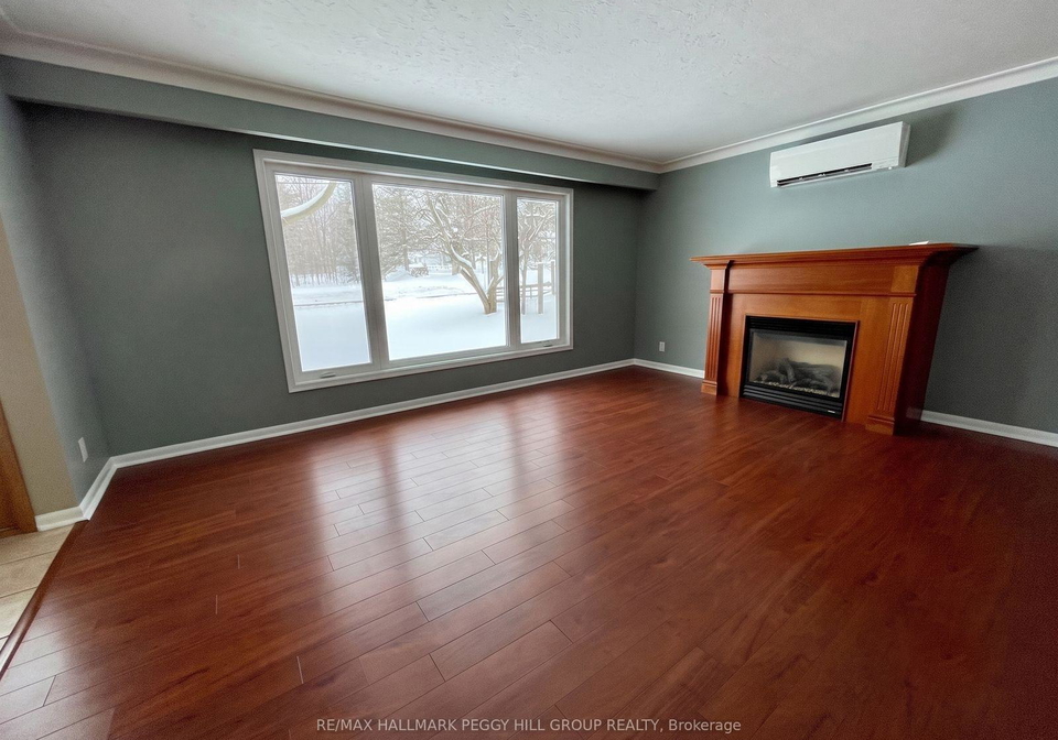 1043-penetanguishene-road-oro-medonte-ontario-s13482888