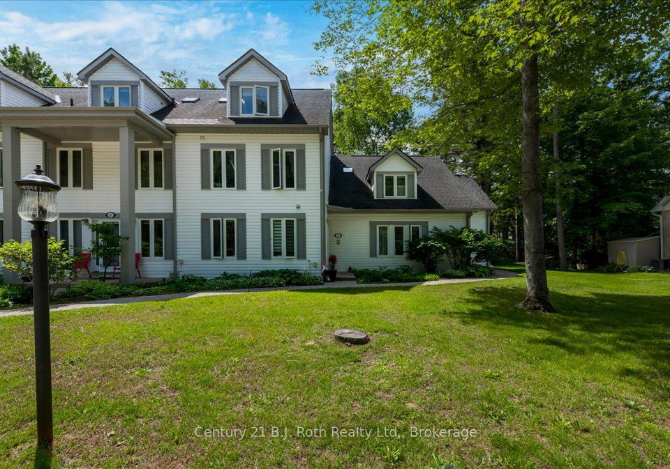 22-wasaga-woods-circle-wasaga-beach-ontario-s13483042