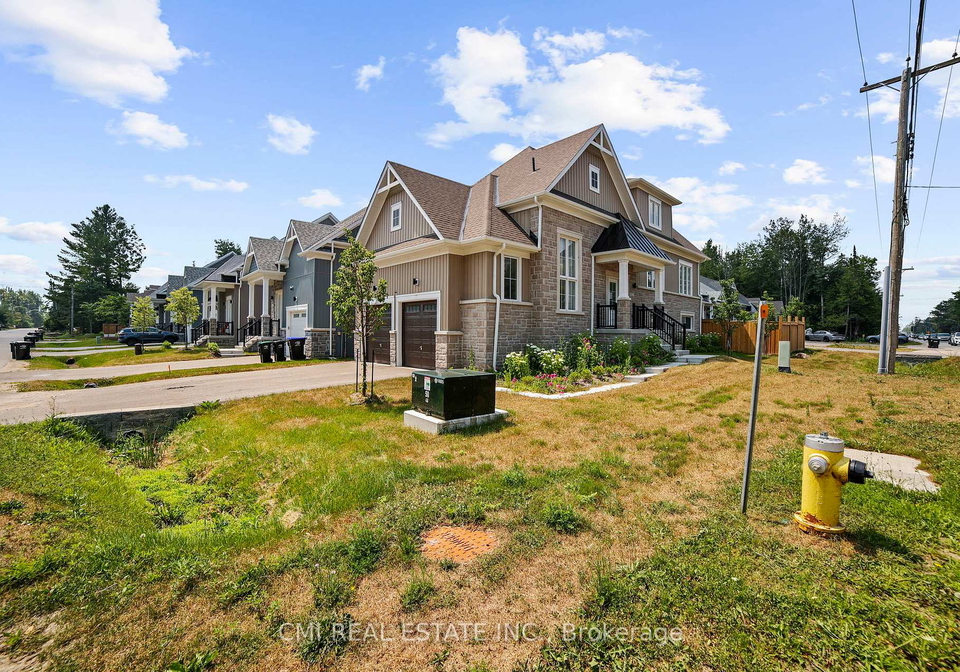 3205-mosley-street-wasaga-beach-ontario-s13483698