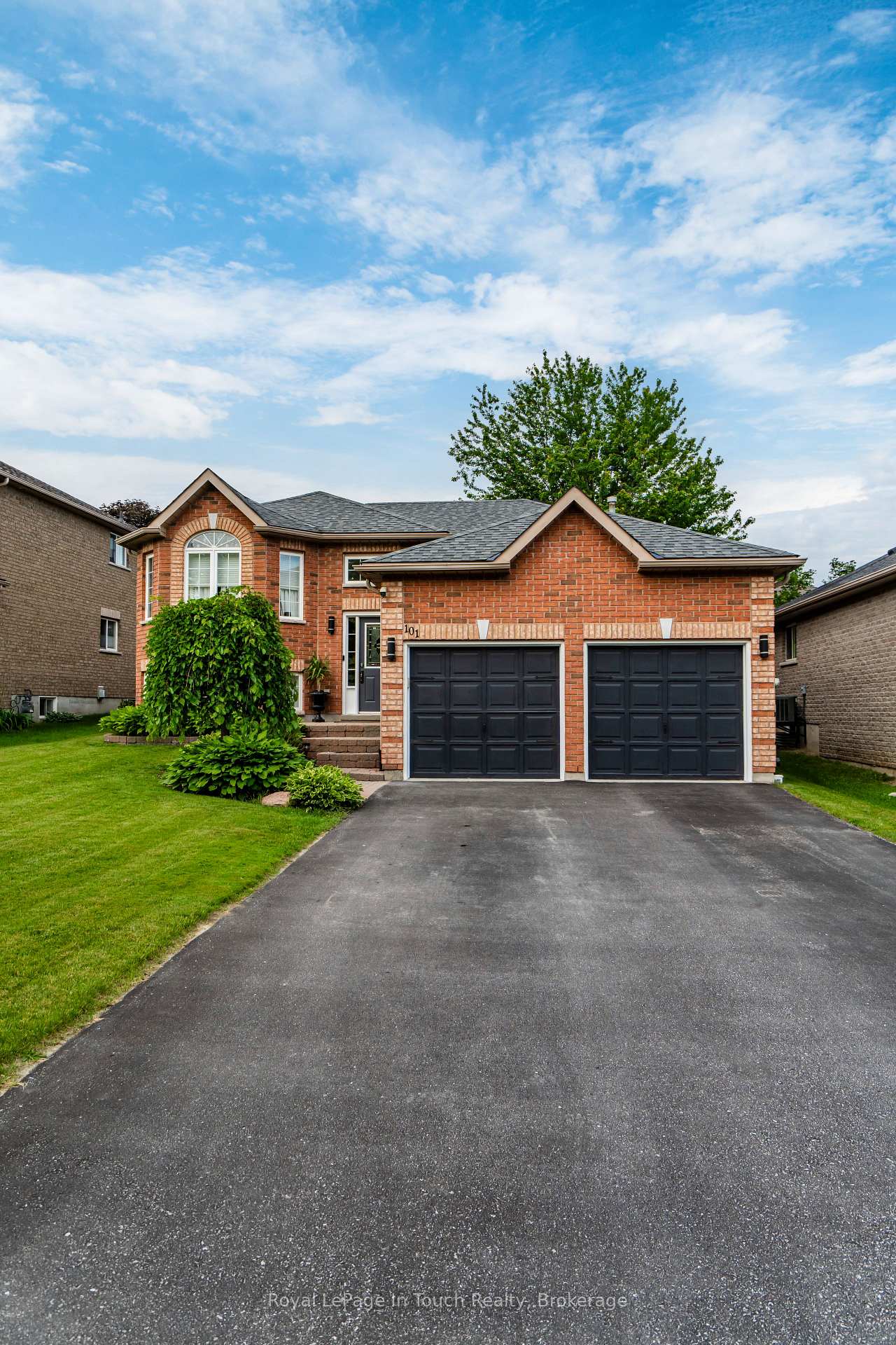 101-crompton-drive-barrie-ontario-s13484732