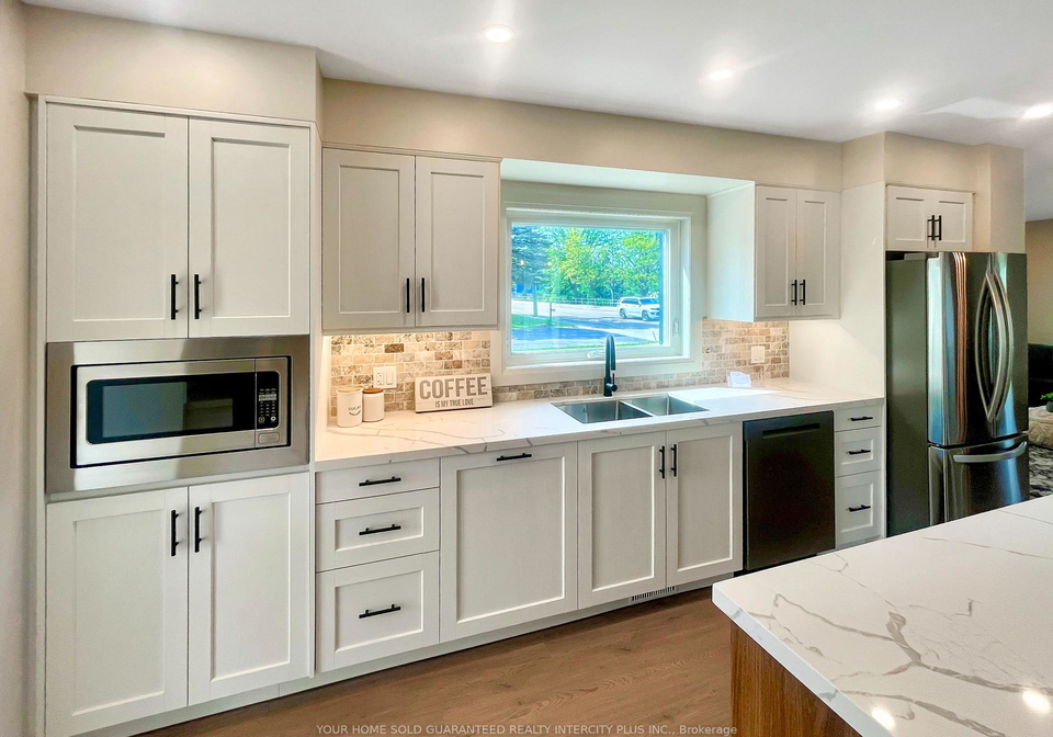 2385-highway-12-ramara-ontario-s13485400