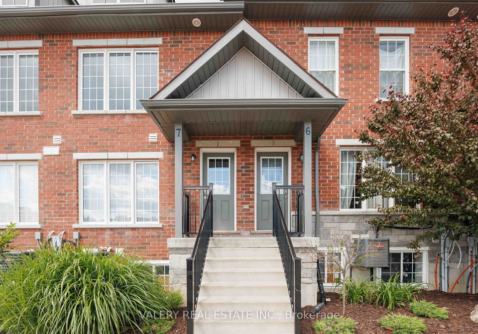 250-penetanguishene-road-barrie-ontario-s13486268