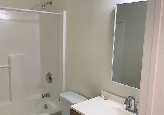 18-leggott-avenue-barrie-ontario-s13486628