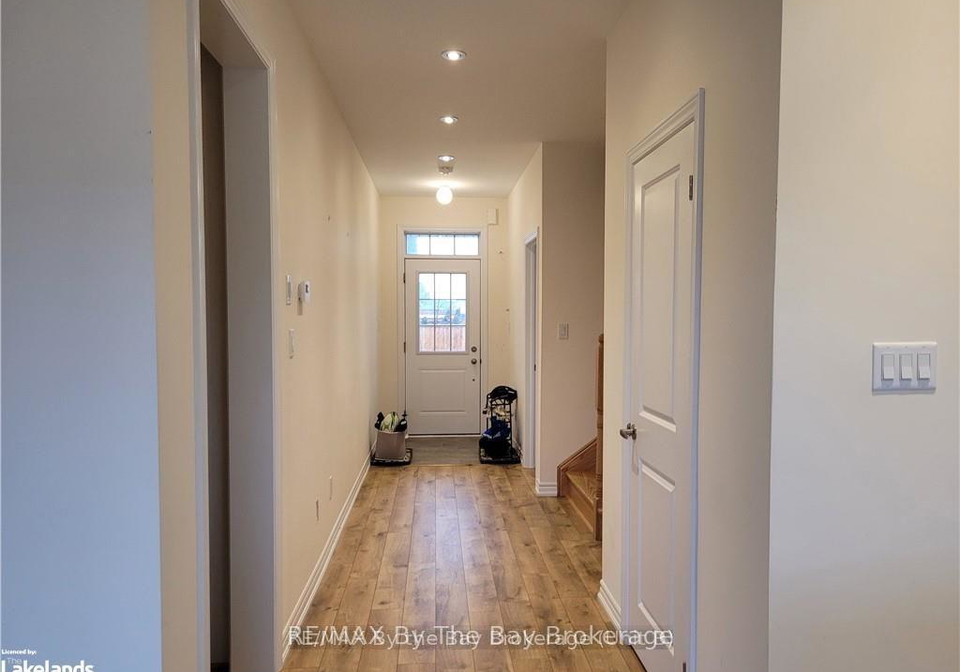 3-bianca-crescent-wasaga-beach-ontario-s13492436