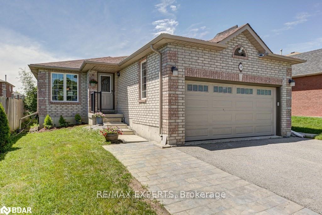 4-ambler-byway-barrie-ontario-s13492770