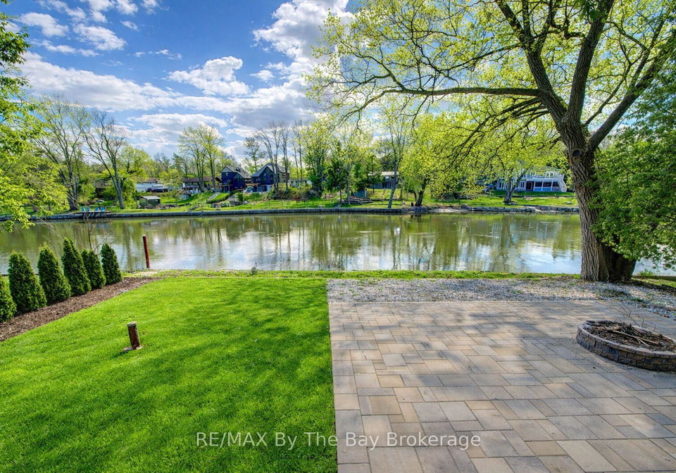 646-oxbow-park-drive-wasaga-beach-ontario-s13492914