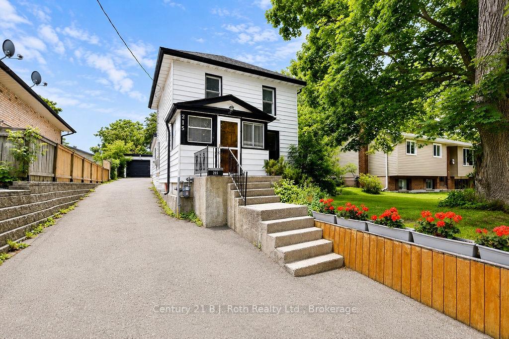 215-oxford-street-orillia-ontario-s13493132