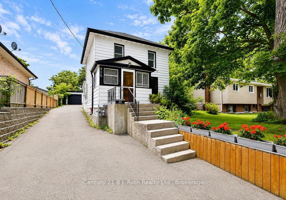 215-oxford-street-orillia-ontario-s13493132