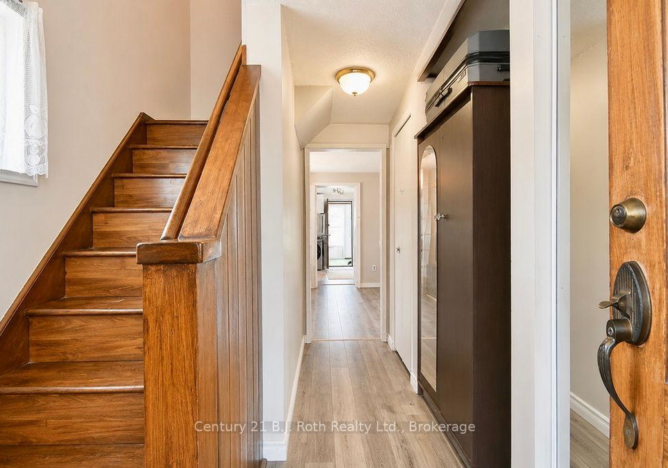 215-oxford-street-orillia-ontario-s13493132