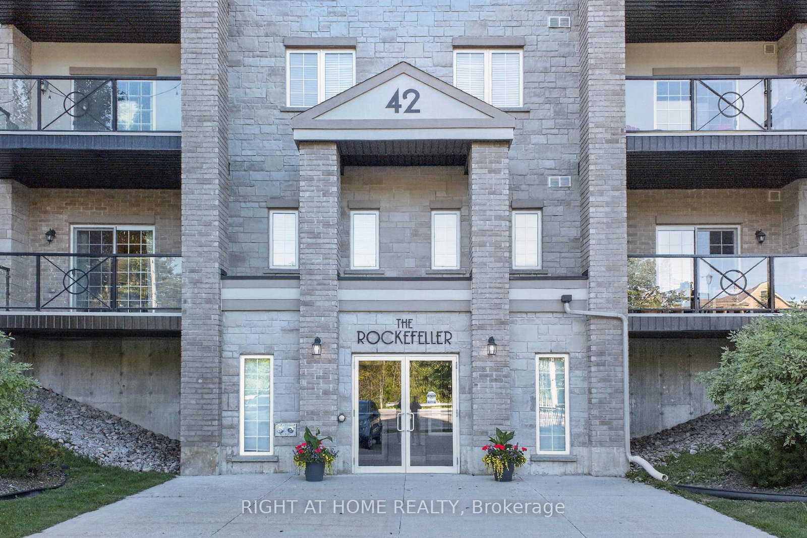 42-ferndale-drive-s-barrie-ontario-s13493510