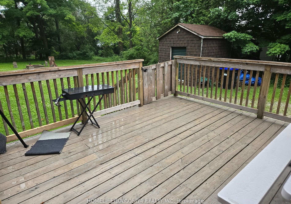 15-poplar-crescent-oro-medonte-ontario-s13494084
