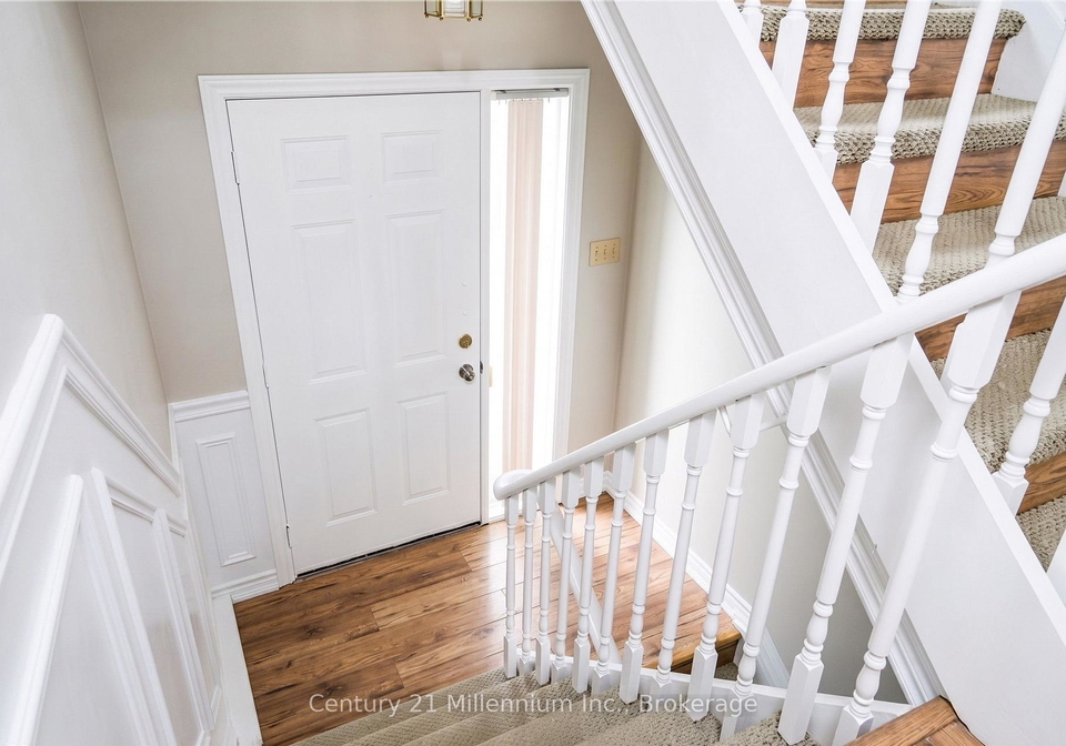 10-baker-street-wasaga-beach-ontario-s13494420