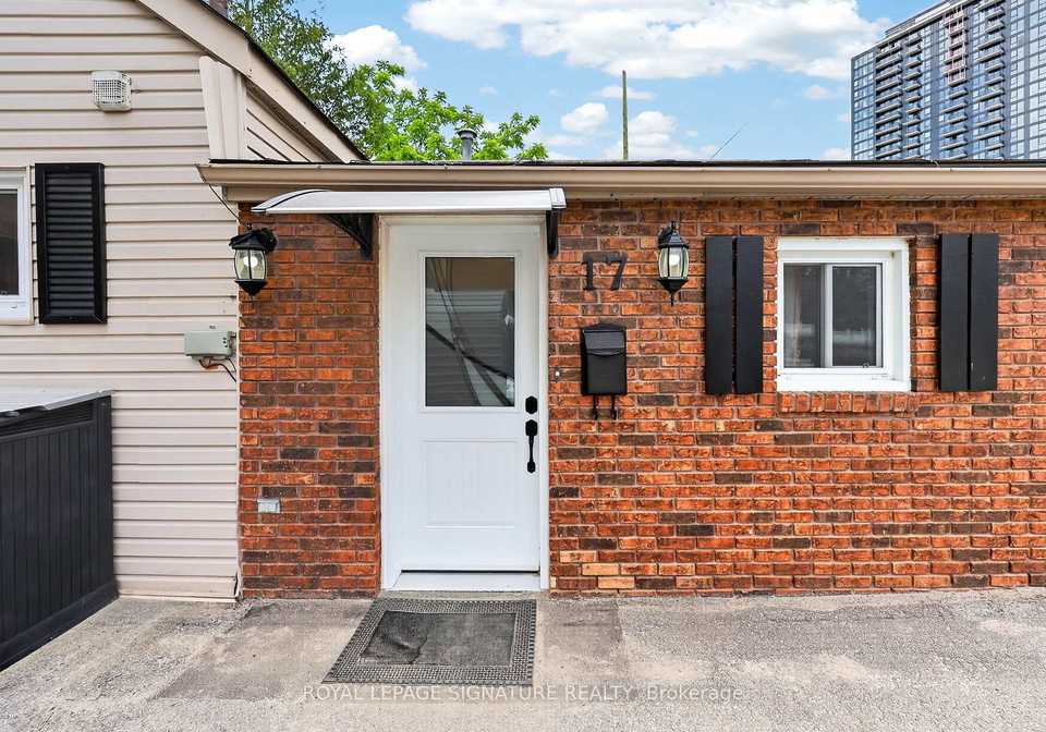17-grove-street-w-barrie-ontario-s13494532