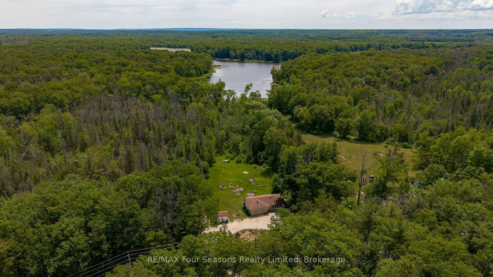 2133-klondike-park-road-wasaga-beach-ontario-s13494586