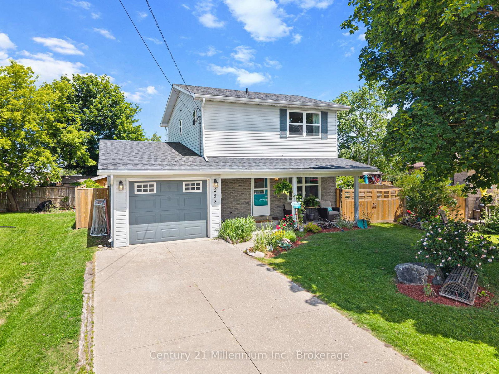 253-valleyfield-crescent-clearview-ontario-s13494850