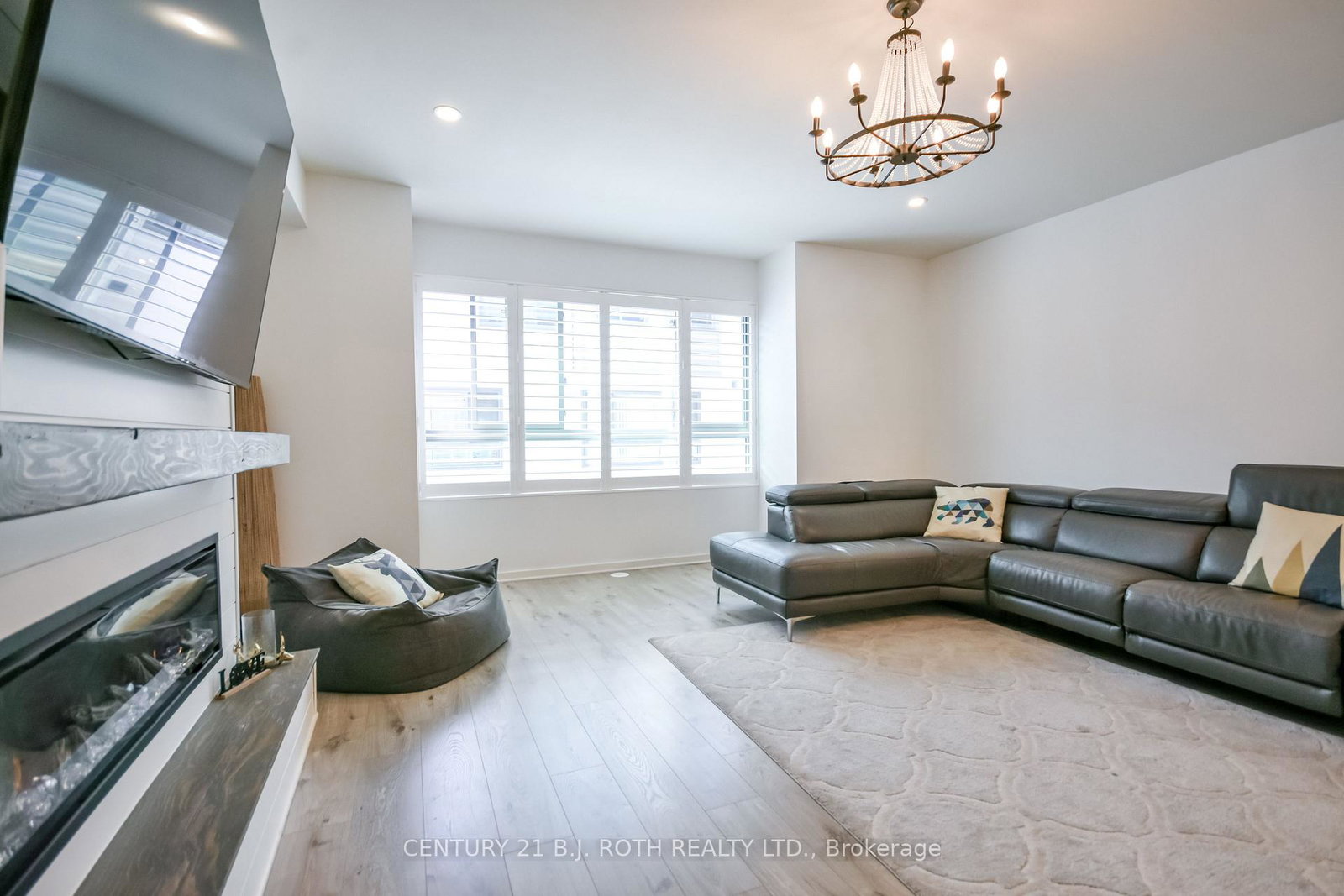 369-essa-road-barrie-ontario-s13494902