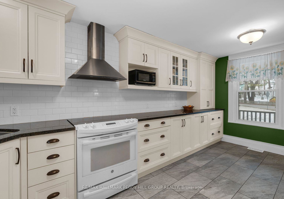 90-doran-road-springwater-ontario-s13495290