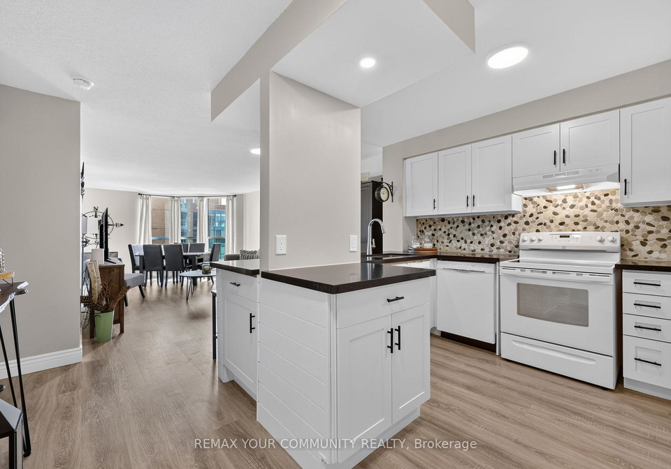 140-dunlop-street-e-barrie-ontario-s13495654