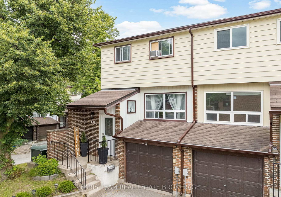 63-ferris-lane-barrie-ontario-s13497210