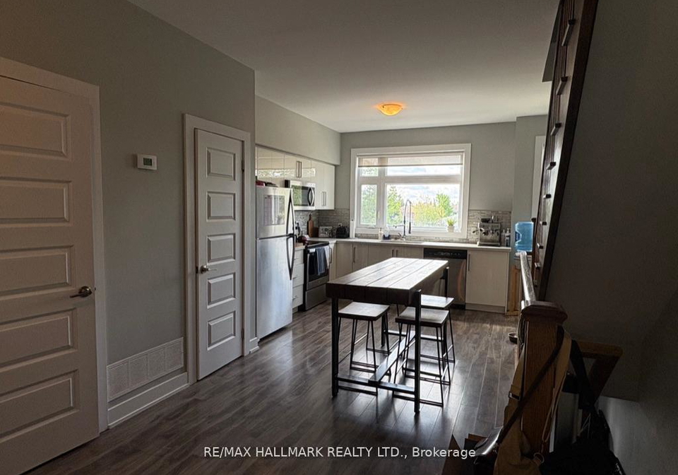 540-essa-road-barrie-ontario-s13497586