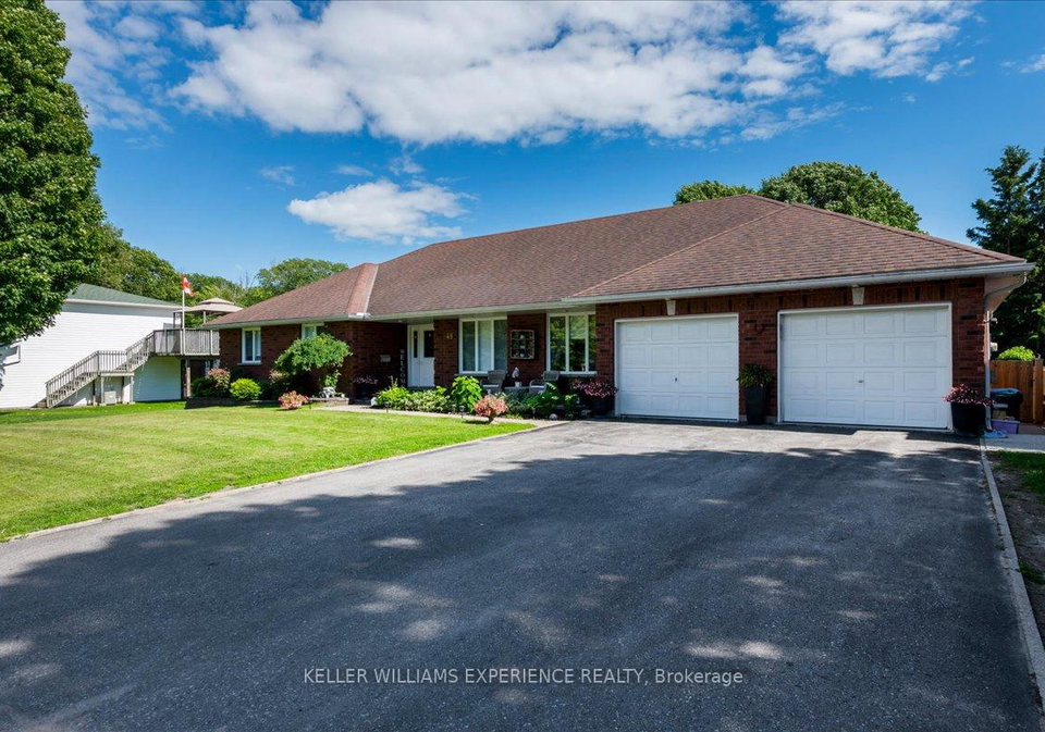 48-brule-street-penetanguishene-ontario-s13499298