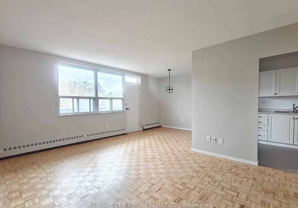 90-holgate-street-barrie-ontario-s13501010