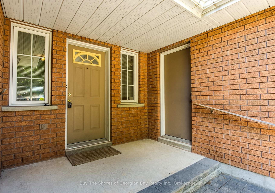 208-margaret-street-midland-ontario-s13504302